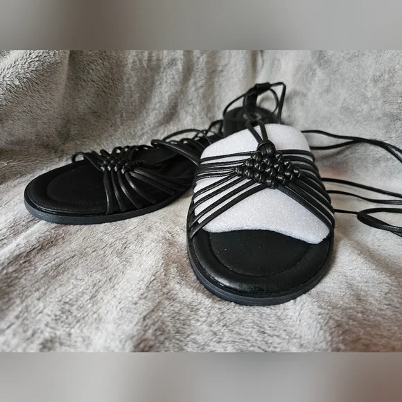 Journee Collection Jess Sandals Wraparound Ankle Tie Open Toe Vegan Leather NIB - Picture 3 of 8